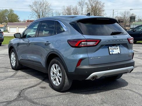 Used 2023 Ford Escape Active w/ Tech Pack #2 AWD/4WD image 6