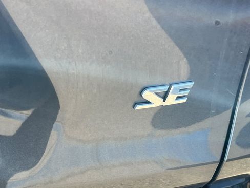 Used 2022 Toyota RAV4 SE w/ Carpet Mat Package (TMS) AWD/4WD image 21