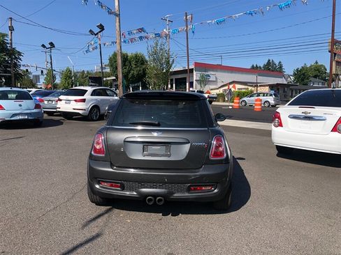 Used 2011 MINI Cooper S FWD image 5