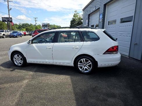 Used 2011 Volkswagen Jetta TDI image 5