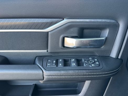 New 2026 RAM 3500 Big Horn AWD/4WD image 10
