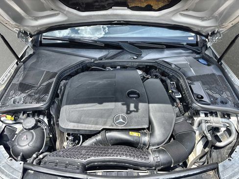 Used 2021 Mercedes-Benz C 300 Sedan image 14