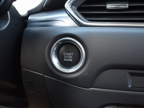 New 2025 MAZDA CX-5 AWD 2.5 S w/ Select Package image 32