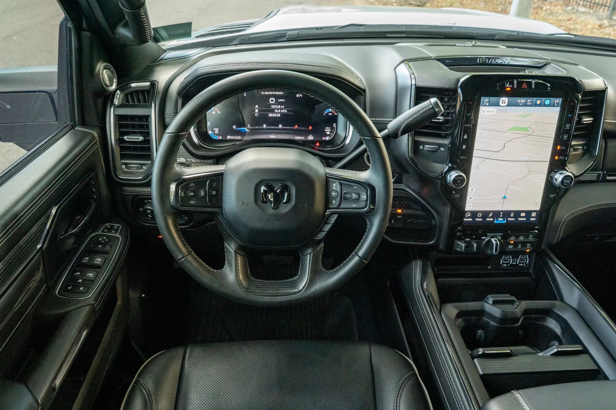 Used 2024 RAM 3500 Limited w/ Night Edition AWD/4WD image 16