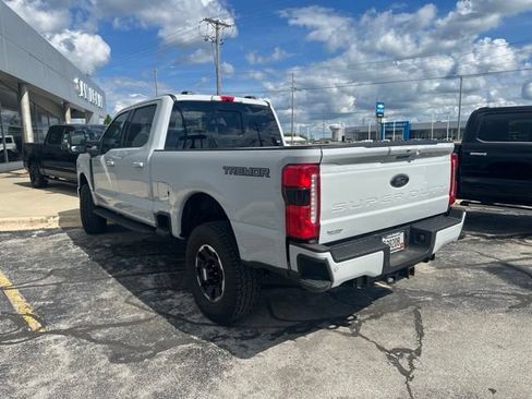 Used 2025 Ford F250 Lariat w/ Lariat Ultimate Package AWD/4WD image 3
