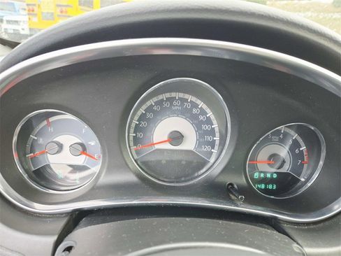 Used 2012 Chrysler 200 Touring image 21