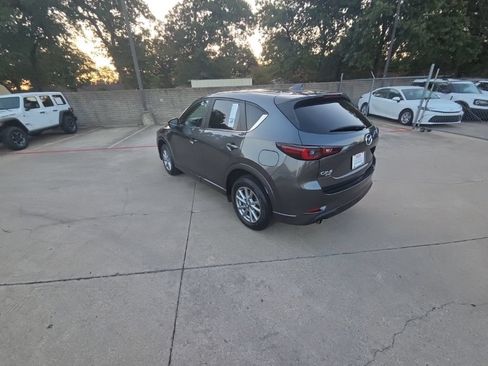 Used 2025 MAZDA CX-5 AWD 2.5 S w/ Select Package image 8