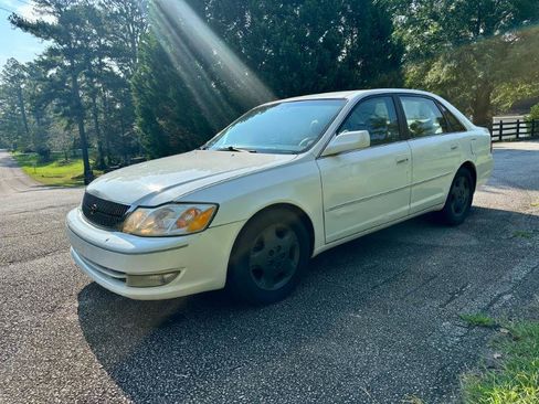 Used 2003 Toyota Avalon XL image 4