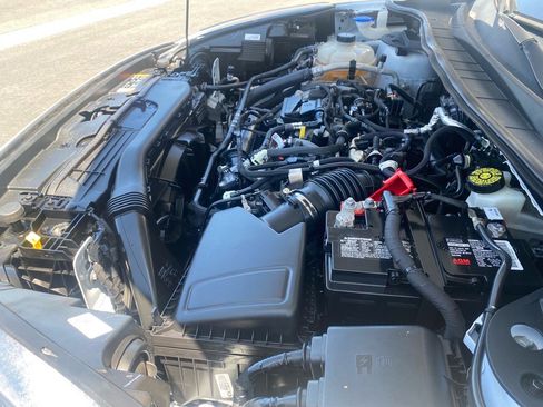 Used 2022 Ford Escape SE image 30