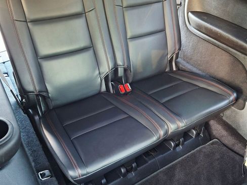 Used 2018 Dodge Durango GT RWD image 19