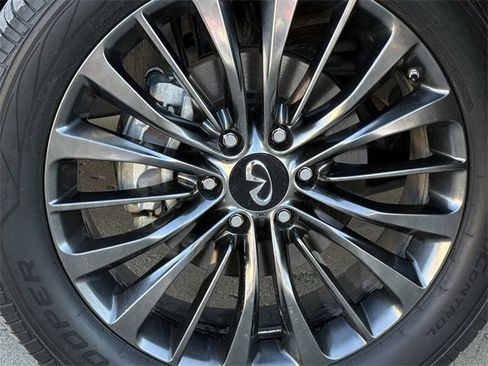 Used 2021 INFINITI QX80 Premium Select w/ Cargo Package image 11