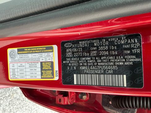 Used 2023 Hyundai Elantra SE FWD image 30