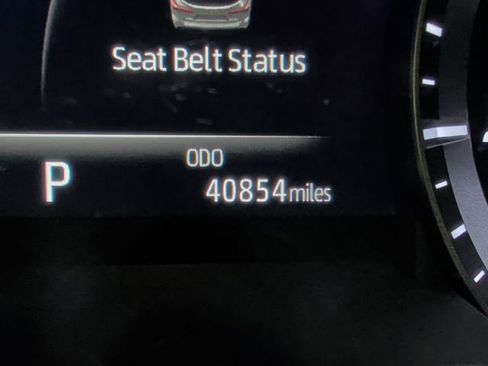 Used 2021 Toyota Highlander XLE image 6