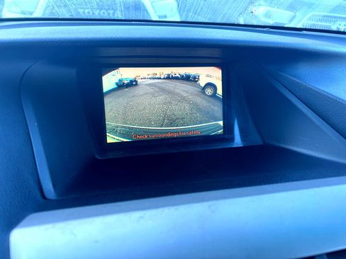 Used 2011 Lexus RX 450h AWD image 19