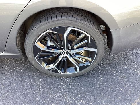 Used 2025 Nissan Altima 2.5 SR AWD/4WD image 30