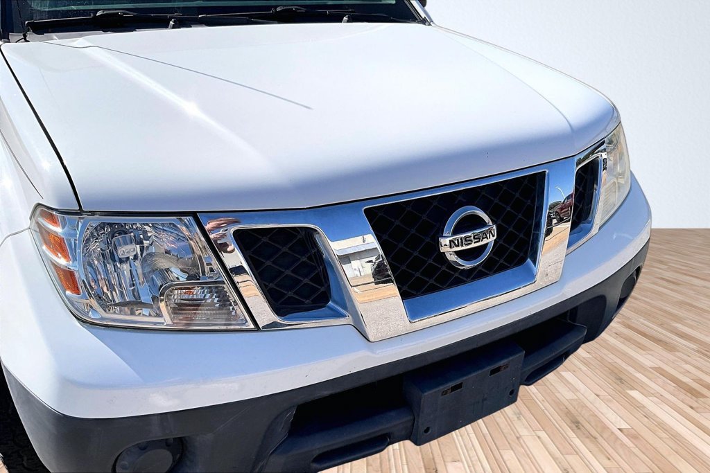 Used 2015 Nissan Frontier S RWD image 24
