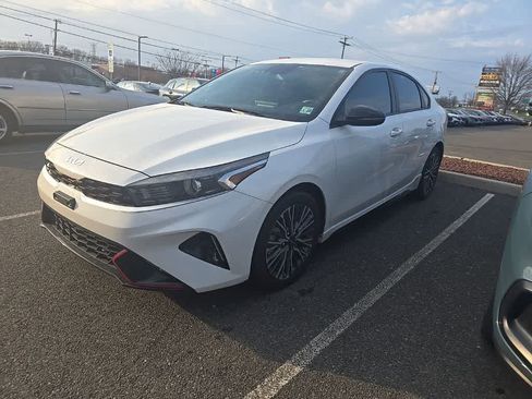 Used 2023 Kia Forte GT-Line image 1