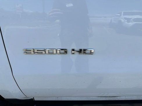 Used 2017 Chevrolet Silverado 3500 W/T w/ WT Fleet Convenience Package AWD/4WD image 9