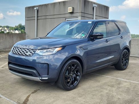 Certified 2025 Land Rover Discovery S AWD/4WD image 1
