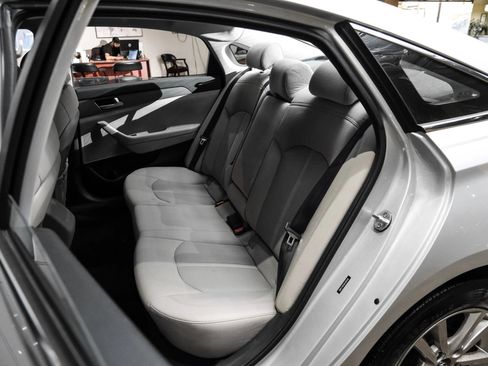 Used 2016 Hyundai Sonata SE FWD image 42
