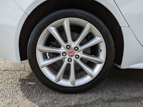 Used 2017 Jaguar XF R-Sport AWD/4WD image 51