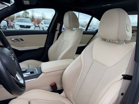 Used 2022 BMW 330i xDrive Sedan AWD/4WD image 16