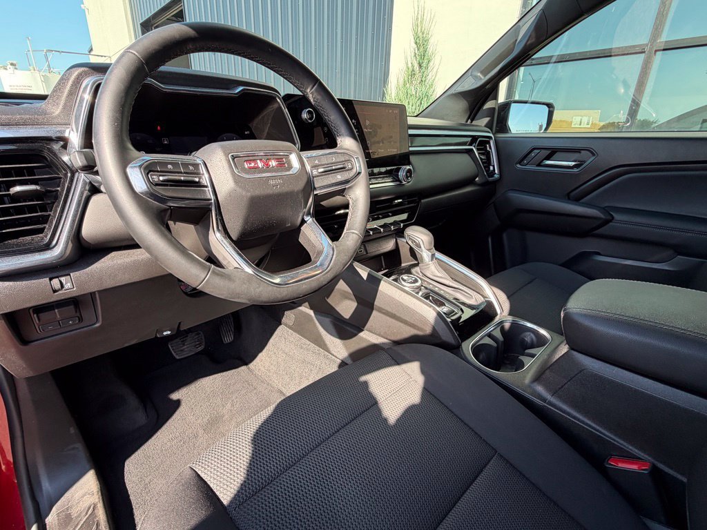 Used 2024 GMC Canyon Elevation w/ Convenience Package AWD/4WD image 7