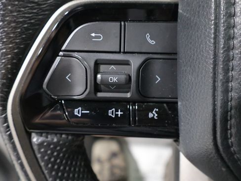 Used 2024 Toyota Tundra Limited AWD/4WD image 35