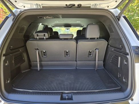 New 2026 Chevrolet Traverse LT w/ Driver Confidence Package image 5