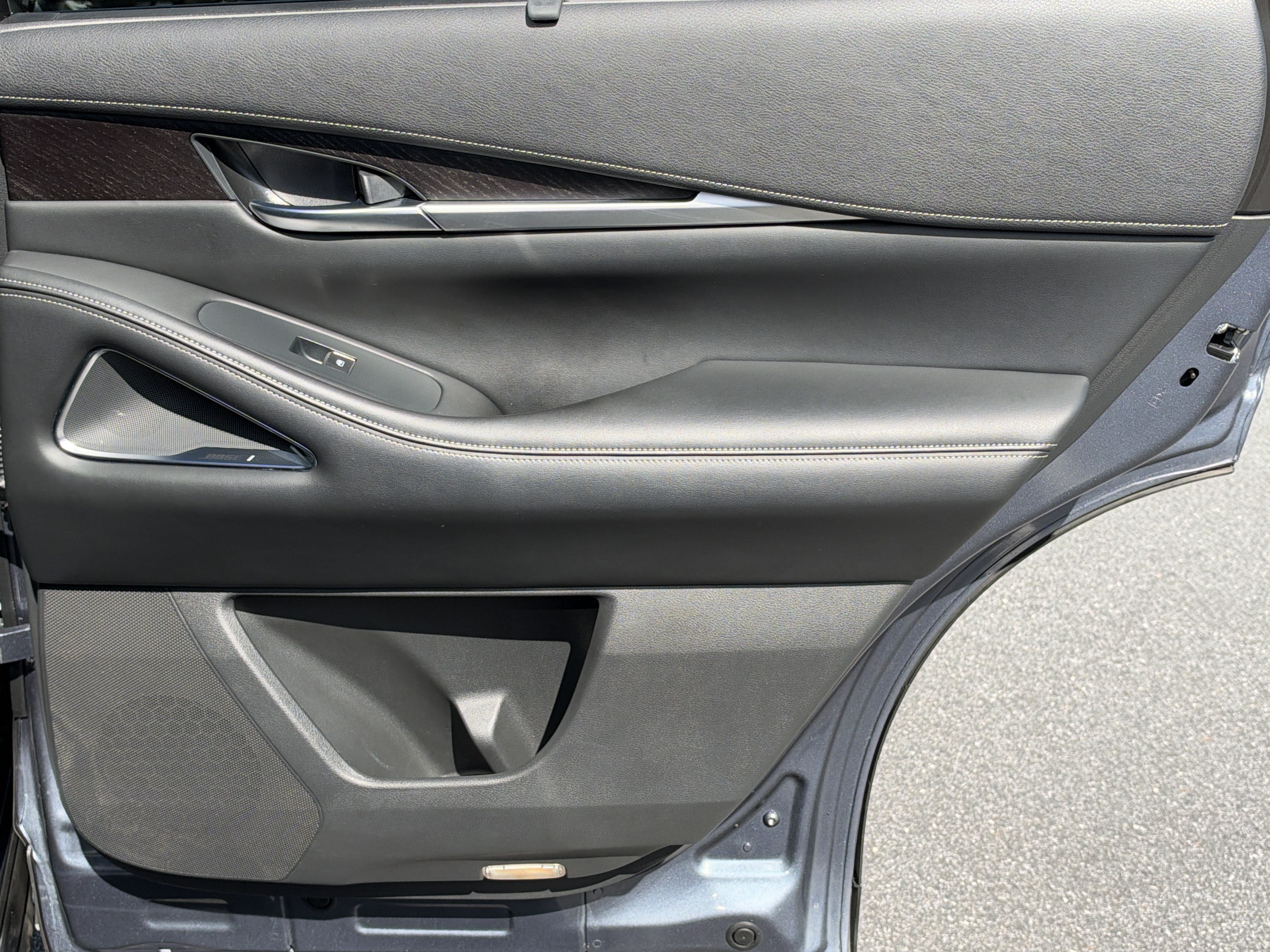 Used 2023 INFINITI QX60 Sensory w/ Cargo Package AWD/4WD image 19