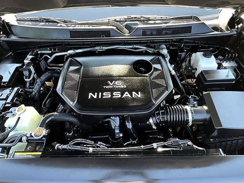 Used 2025 Nissan Armada SL w/ Captain's Chari Seat Package RWD image 51