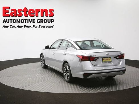 Used 2022 Nissan Altima 2.5 SV FWD image 65