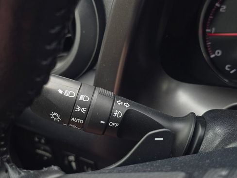 Used 2017 Toyota RAV4 SE AWD/4WD image 30