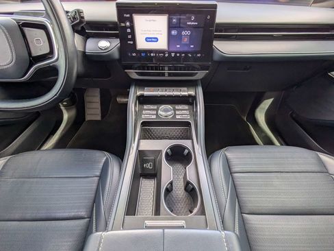 Used 2024 Lincoln Nautilus Reserve w/ Equipment Group 202A AWD/4WD image 21