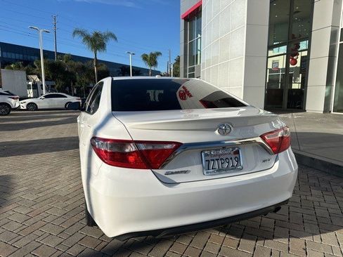 Used 2017 Toyota Camry XSE image 5