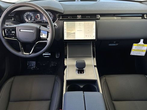 New 2024 Land Rover Range Rover Velar Dynamic SE image 12