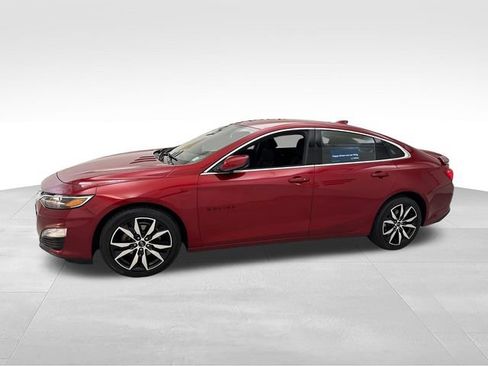 Certified 2024 Chevrolet Malibu RS w/ LPO, Floor Liner Package FWD image 2