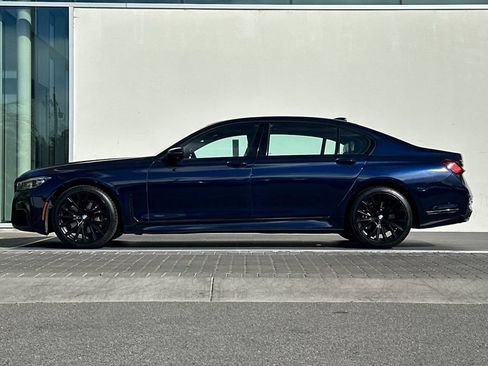 Used 2020 BMW 740i w/ M Sport Package RWD image 6