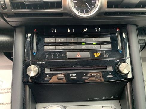 Used 2022 Lexus IS 350 F Sport w/ Memory Package image 22