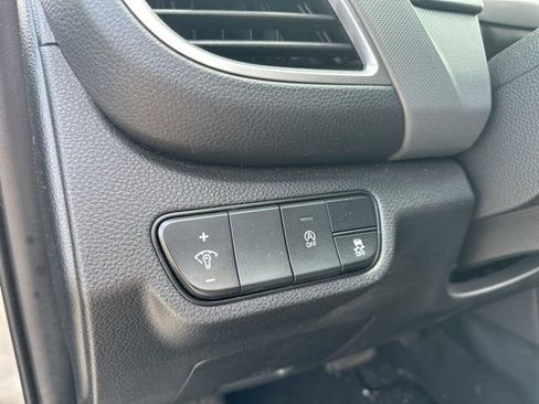 Used 2024 Kia Seltos LX image 5