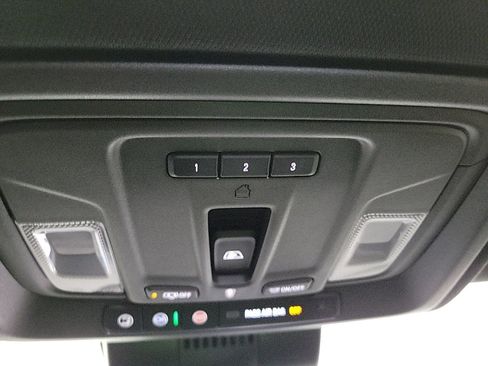 Used 2023 GMC Sierra 1500 AT4 w/ AT4 Premium Package image 18