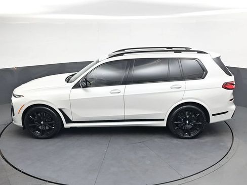 Used 2025 BMW X7 M60i AWD/4WD image 38
