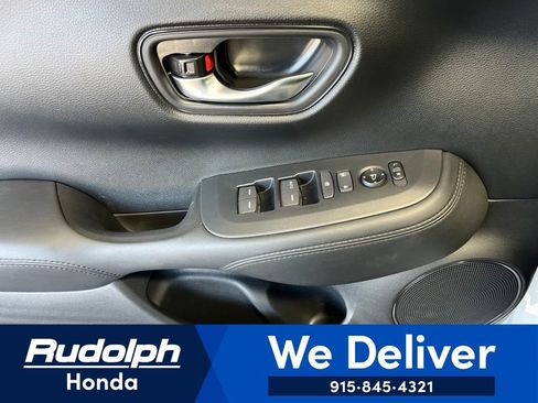 New 2027 Honda HR-V LX image 11