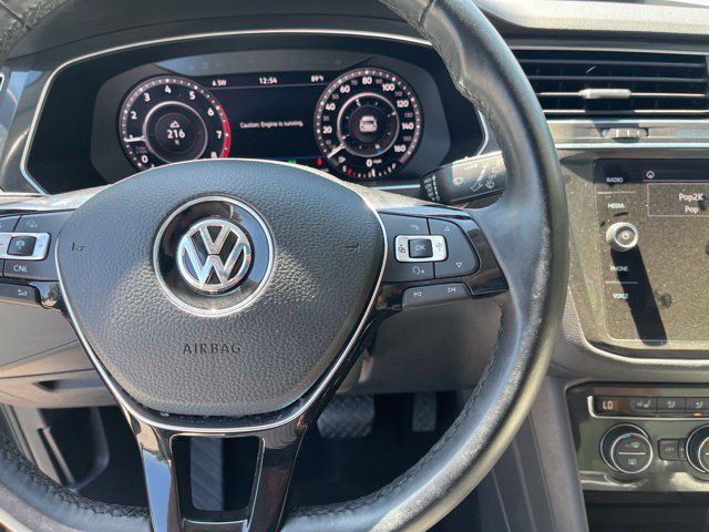 Used 2018 Volkswagen Tiguan SEL Premium FWD image 21