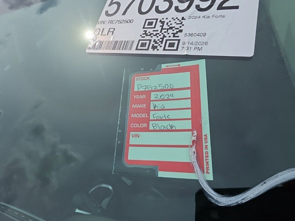 Certified 2024 Kia Forte LXS FWD image 10
