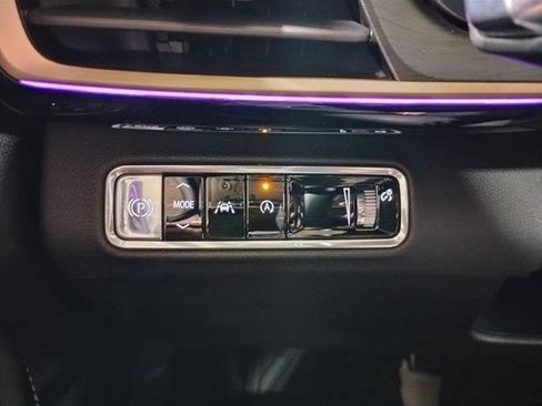 New 2025 Buick Envision Sport Touring image 24