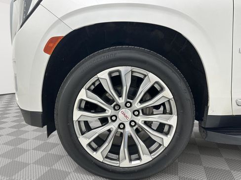 Used 2021 GMC Yukon Denali AWD/4WD image 32