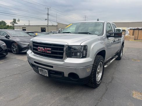 Used 2010 GMC Sierra 1500 SLE w/ Power Pack Plus RWD image 1