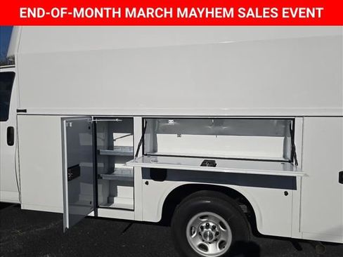 New 2025 Chevrolet Express 3500 w/ Power Convenience Package image 19