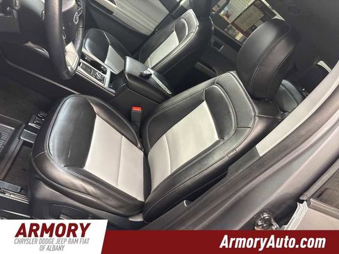 Used 2023 Ford Explorer XLT w/ Equipment Group 202A image 11